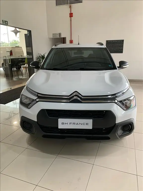 Carro Citroën C3 2023 Feel  1.0 (Flex)