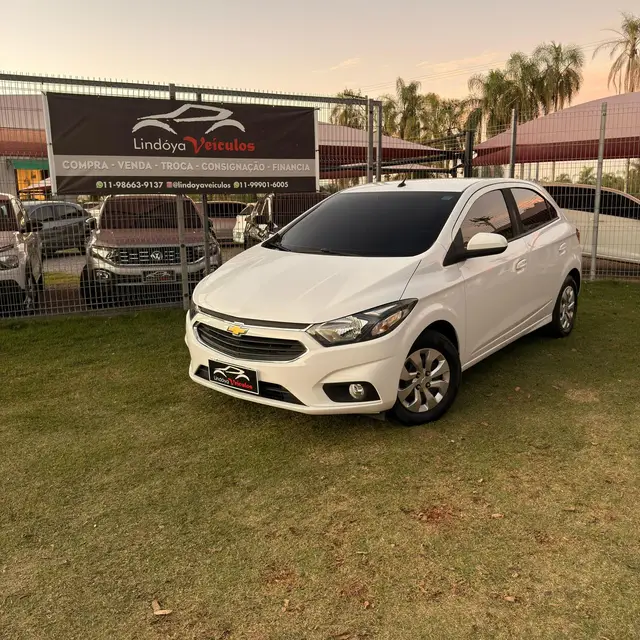 Carro Chevrolet Onix 2019 1.4 LT SPE/4