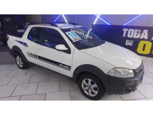 Carro Fiat Strada 2018 Hard Working 1.4 (Flex) (Cabine Dupla)