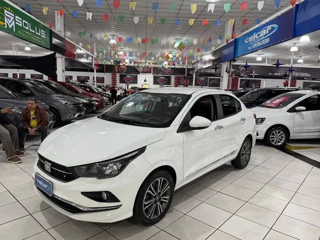 Carro Fiat Cronos 2021 Precision 1.8 (Flex) (Aut)