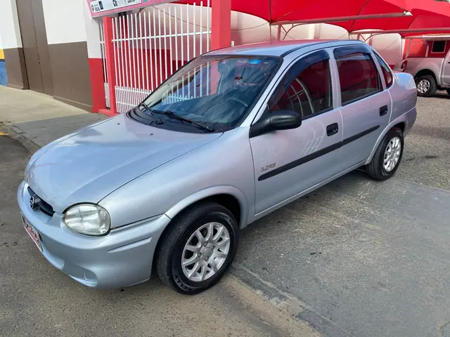 Carro Chevrolet Classic 2008 Corsa Sedan  Life 1.0 VHC (Flex)