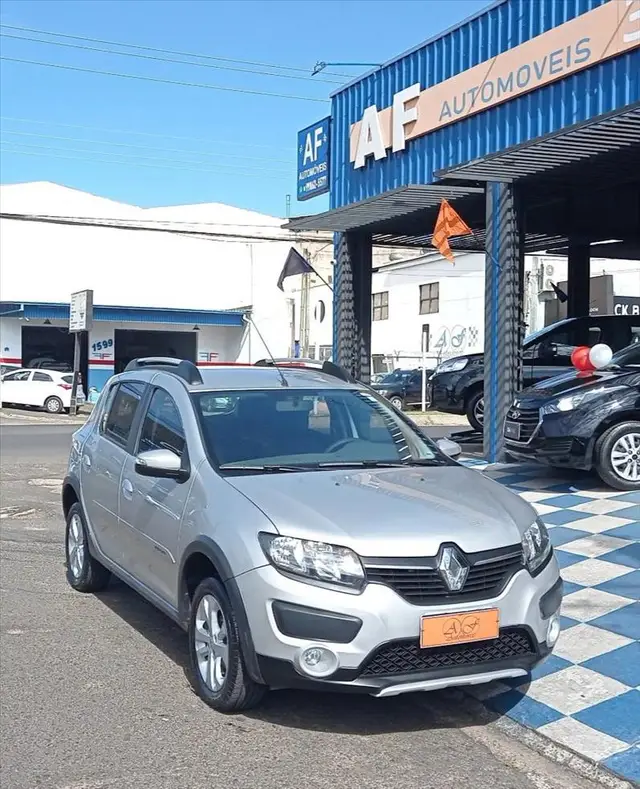 Carro Renault Sandero Stepway 2016 1.6 8V (Flex)