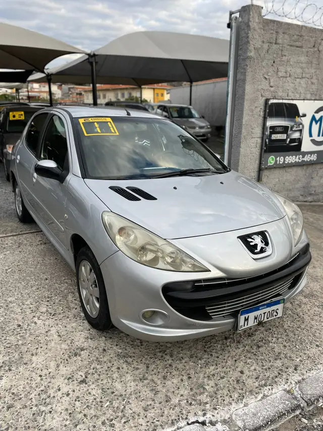 Carro Peugeot 207 2011 Hatch XR Sport 1.4 8V (flex)
