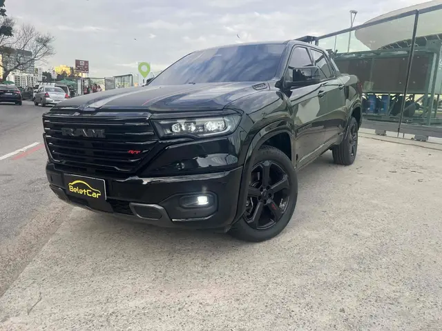 Carro RAM Rampage 2024 R/T 2.0 Turbo