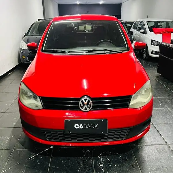 Carro Volkswagen Fox 2011 1.0 8V (Flex) 4p