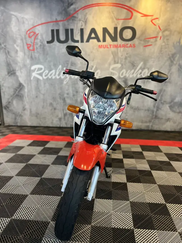Moto Honda CB 300R 2014 (ABS)