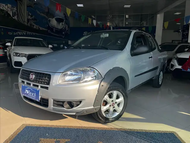 Carro Fiat Strada 2013 Working 1.4 (Flex) (Cabine Dupla)