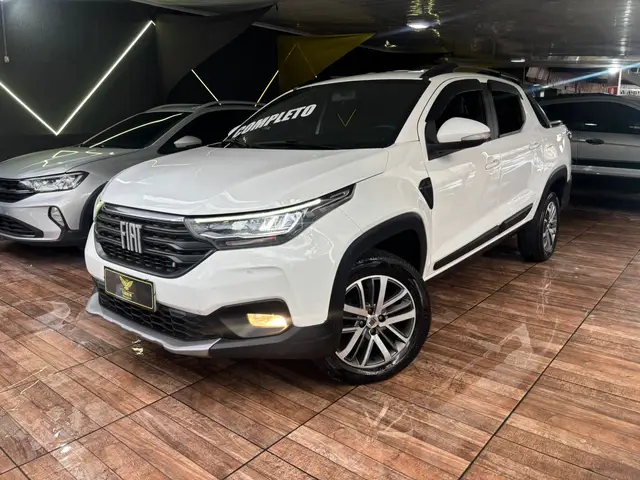 Carro Fiat Strada 2022 Volcano 1.3 CD (Flex)