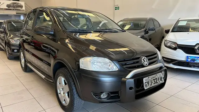 Carro Volkswagen CrossFox 2005 1.6 (Flex)