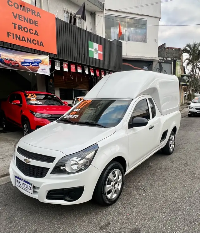 Carro Chevrolet Montana 2017 LS 1.4 (Flex)