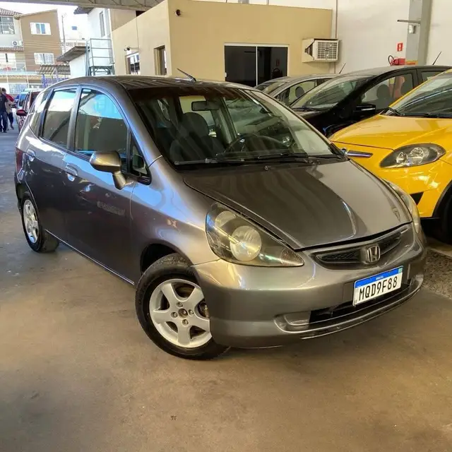 Carro Honda Fit 2005 LXL 1.4