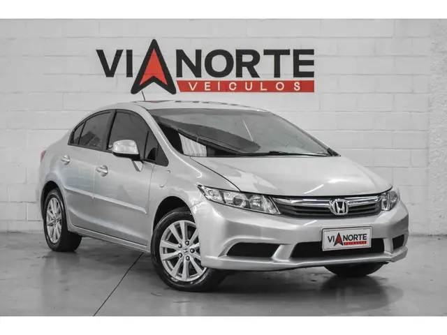 Carro Honda Civic 2014 New  LXS 1.8 16V i-VTEC (Flex)