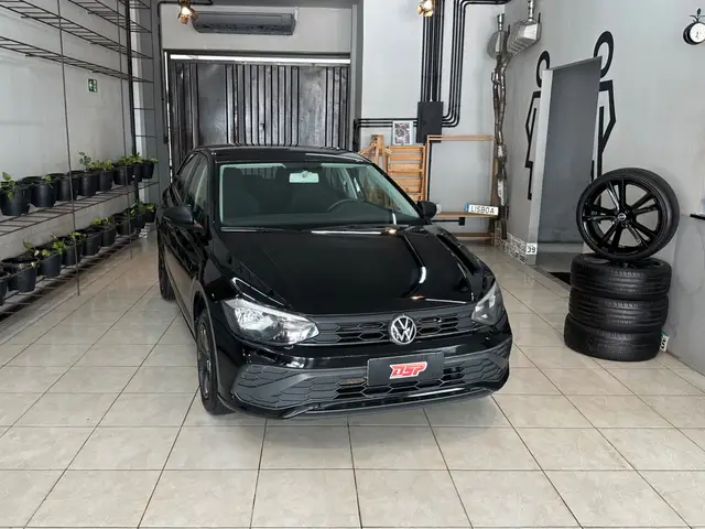 Carro Volkswagen Polo 2024 Track 1.0 Flex 12V 5p