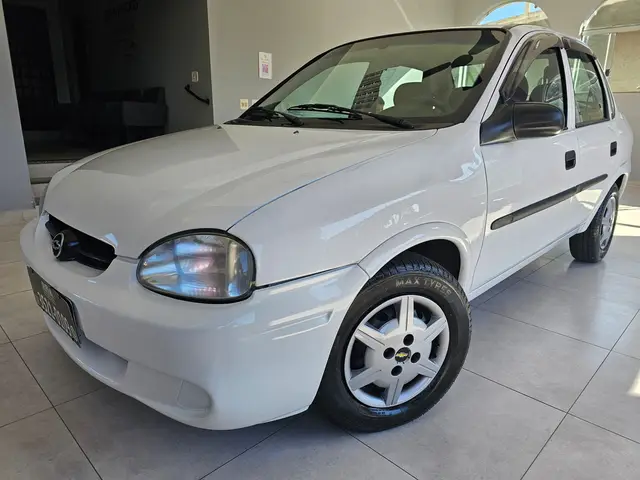Carro Chevrolet Classic 2004 Corsa Sedan  1.0 MPFi