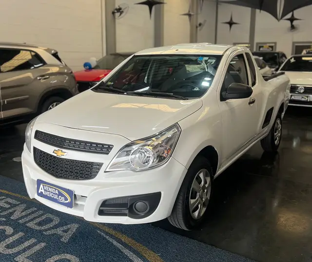 Carro Chevrolet Montana 2021 LS 1.4 (Flex)