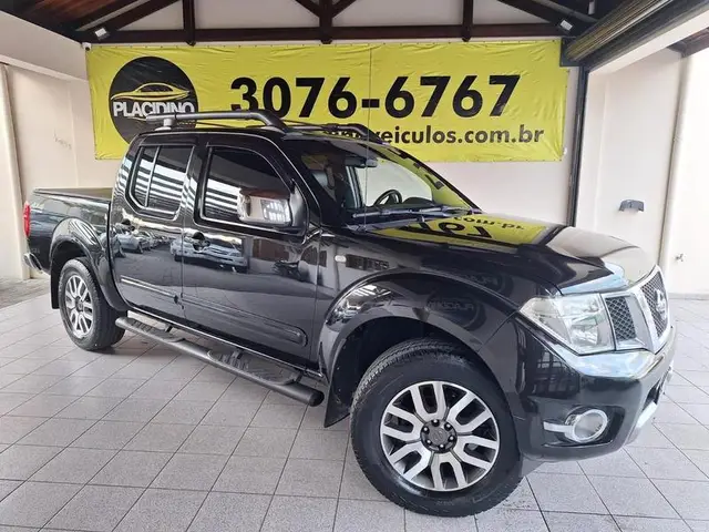 Carro Nissan Frontier 2013 SL 2.5 TD CD 4x4 (aut)