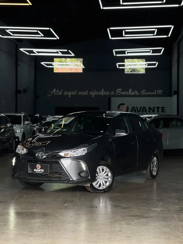 Carro Toyota Yaris Sedan 2024 XL 1.5 Flex 16V 4p Aut.