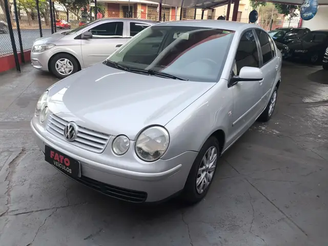 Carro Volkswagen Polo Sedan 2006 Comfortline 1.6 8V (Flex)