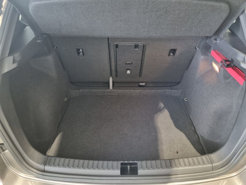 Taos Highline 1.4 TSI (Aut) (Flex)