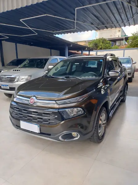 Carro Fiat Toro 2017 Freedom 1.8 AT6 4x2 (Flex)