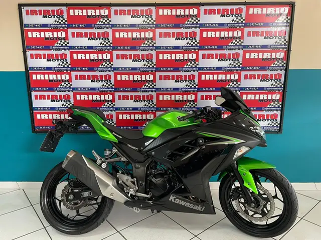 Moto Kawasaki Ninja 2023 300