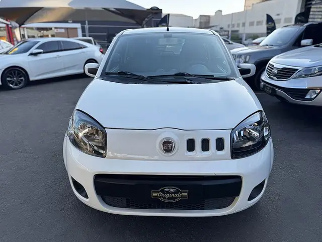 Carro Fiat Uno 2013 Vivace 1.0 8V (Flex) 2p