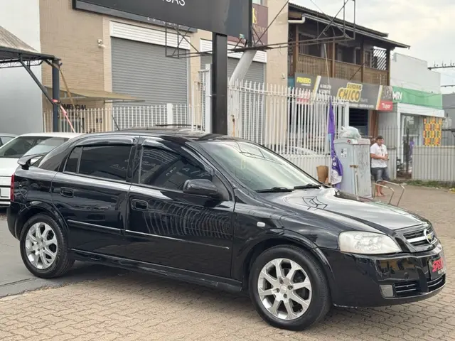 Carro Chevrolet Astra Hatch 2010 Advantage 2.0 (Flex)