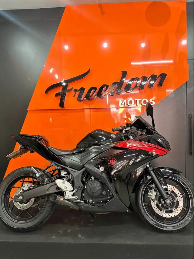 Moto Yamaha YZF R3 2018 (ABS)