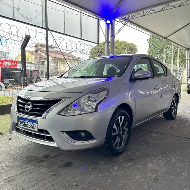 Carro Nissan Versa 2016 1.6 16V Unique (Flex)