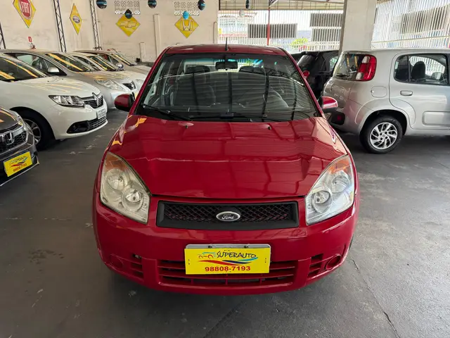 Carro Ford Fiesta Sedan 2010 1.0 (Flex)
