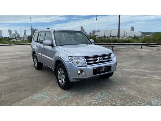 Carro Mitsubishi Pajero Full 2009 GLS 3.2 5p
