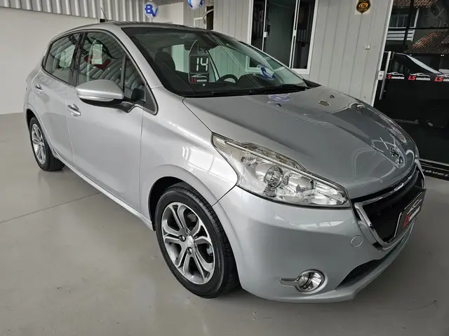 Carro Peugeot 208 2014 Griffe 1.6 16V (Flex) (Aut)
