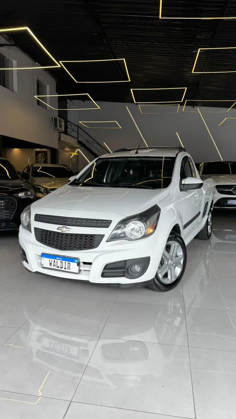 Chevrolet Montana Sport 1.4 (Flex)