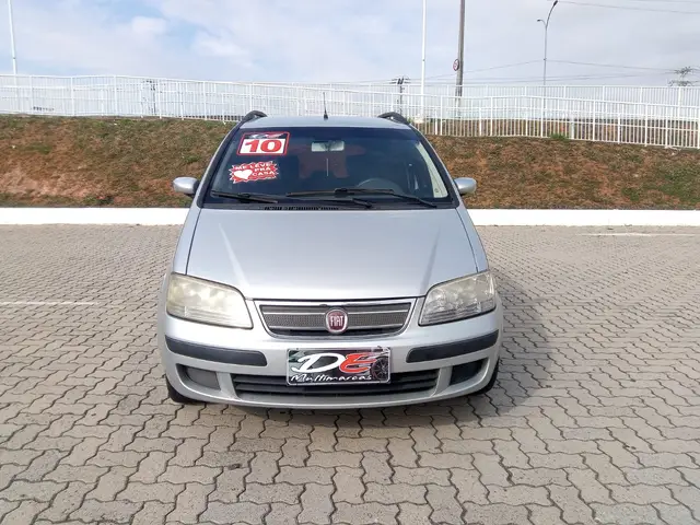 Carro Fiat Idea 2010 ELX 1.4 (Flex)