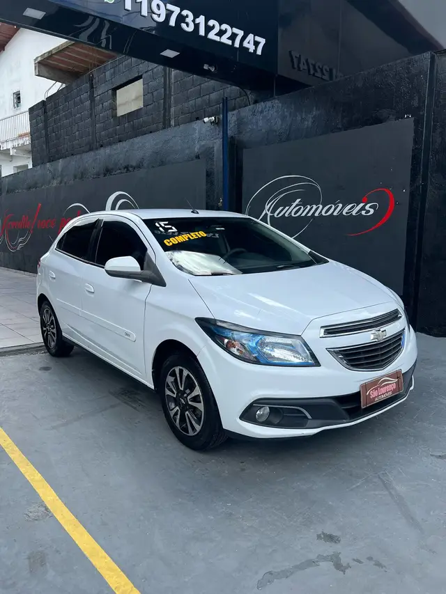 Carro Chevrolet Onix 2015 1.4 LTZ SPE/4