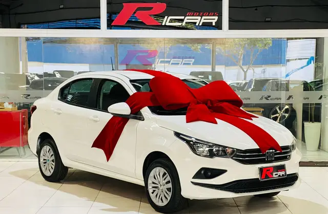 Carro Fiat Cronos 2023 Drive 1.3 (Flex) MT