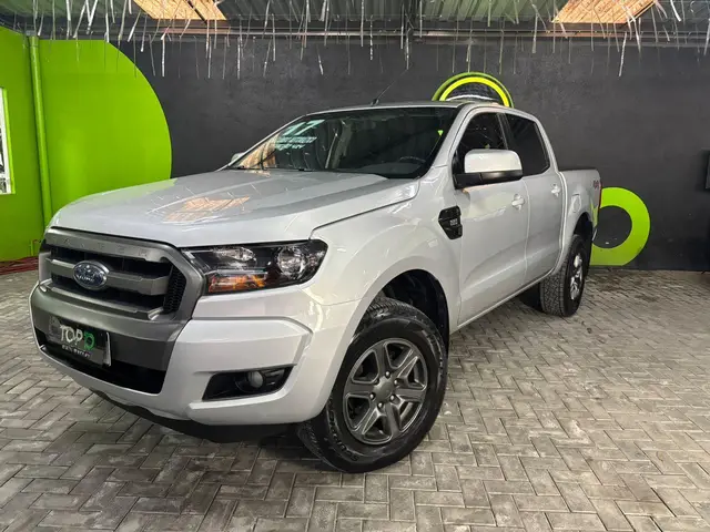 Carro Ford Ranger Cabine Dupla 2017 Ranger XLS 2.2 4x4 CD Diesel (Mec.)