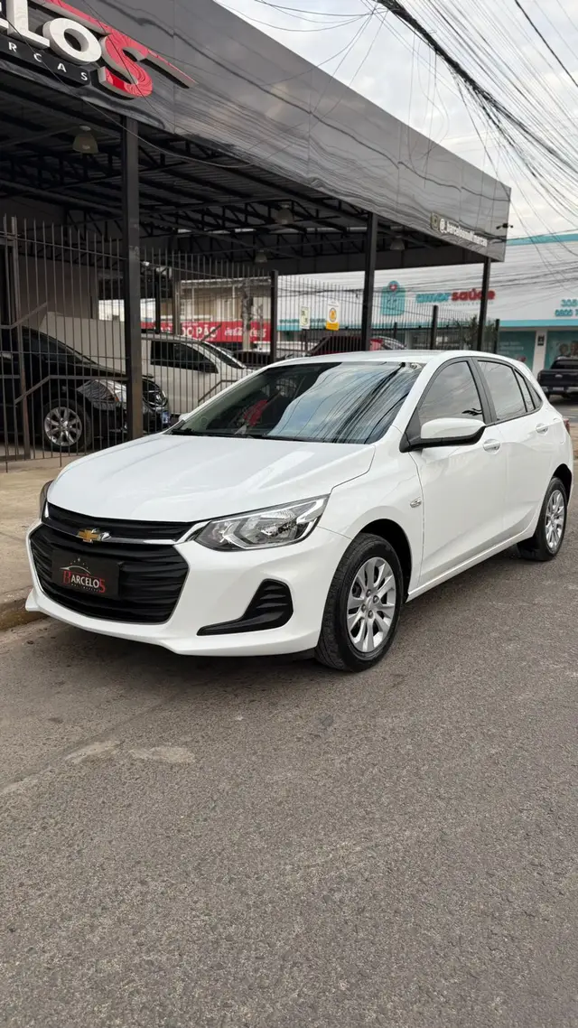 Carro Chevrolet Onix 2022 LT 1.0 Turbo (Flex)