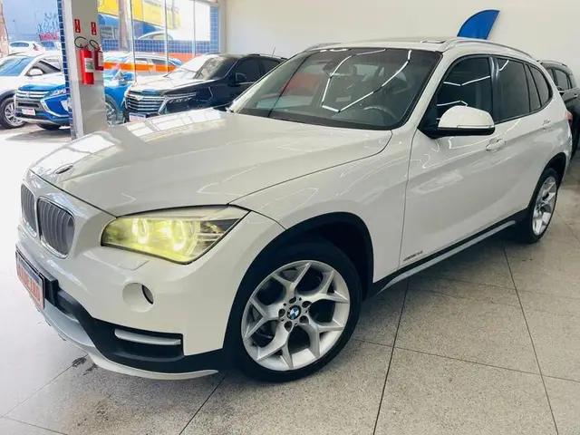 Carro BMW X1 2015 2.0 sDrive20i Activeflex