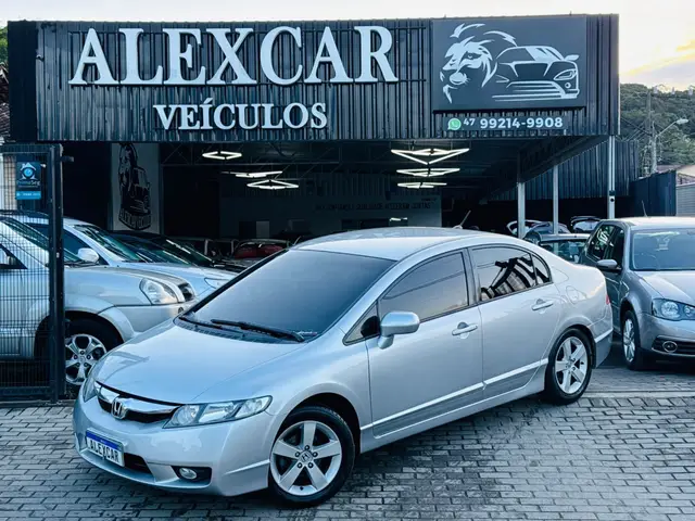 Carro Honda Civic 2011 New  LXS 1.8 16V i-VTEC (Flex)