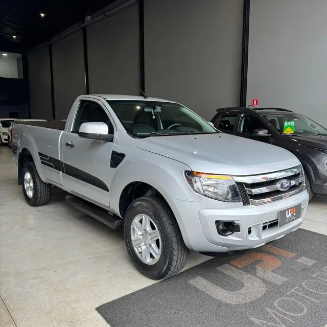 Carro Ford Ranger Cabine Simples 2013 Ranger 2.5 CS XLS 4x2 (Flex)