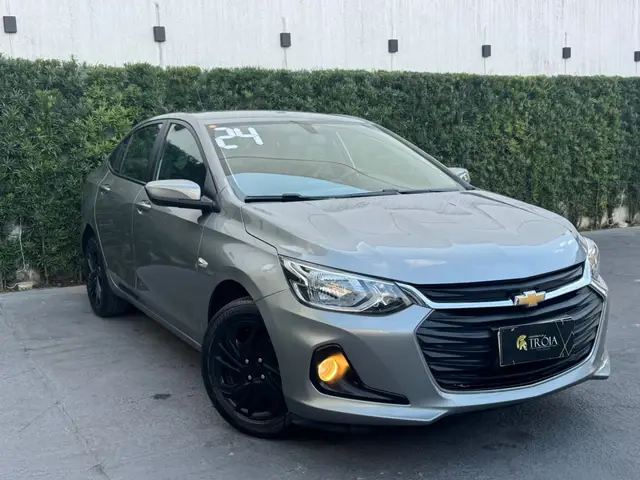 Carro Chevrolet Onix Plus 2024 LT 1.0