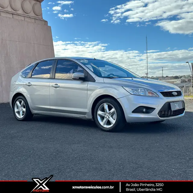 Carro Ford Focus Hatch 2011 GLX 1.6 8V (Flex)