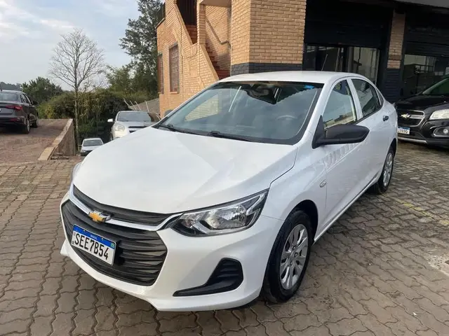 Carro Chevrolet Onix Plus 2023 LT 1.0 Turbo (Aut.)