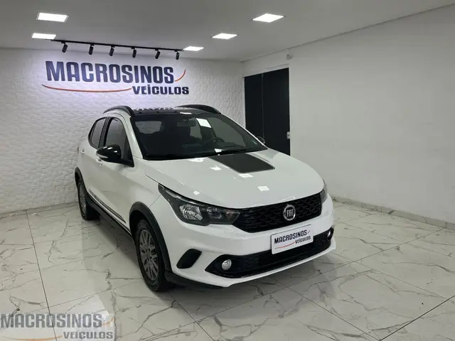 Carro Fiat Argo 2020 1.3 Trekking (Flex)