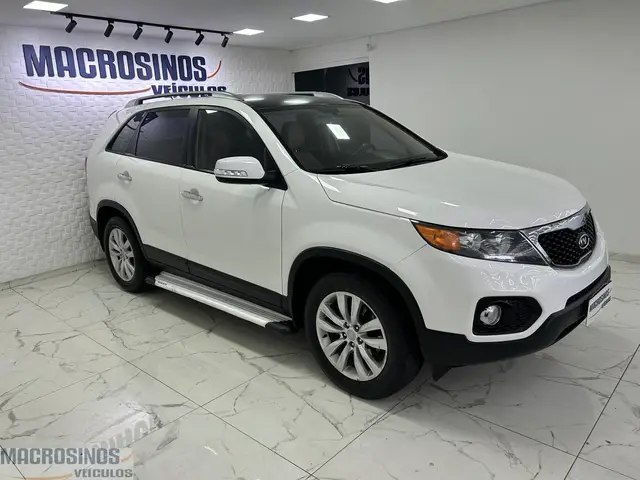 Carro Kia Sorento 2012 2.4 16V 4x2 (Aut)