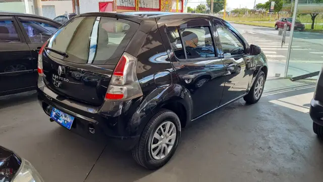 Carro Renault Sandero 2014 Expression 1.0 16V (flex)