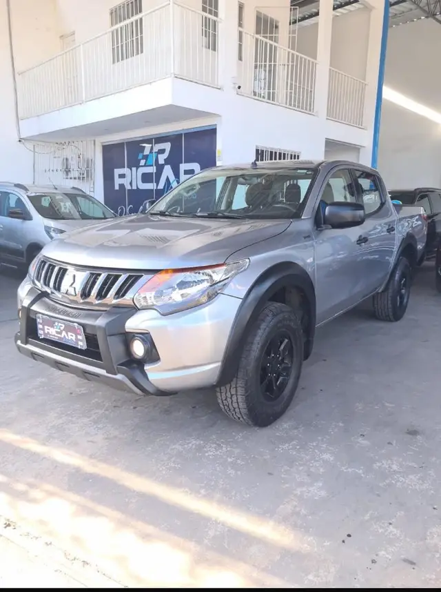 Carro Mitsubishi L200 Triton Outdoor 2024 GLS 2.4 Turbo