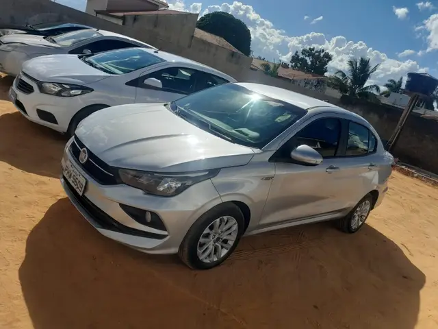 Carro Fiat Cronos 2019 1.3 Drive Firefly GSR (Flex)