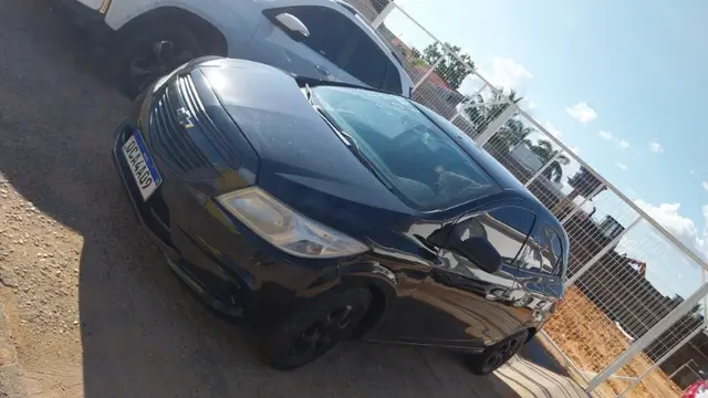 Carro Chevrolet Onix 2017 1.0 Joy SPE/4